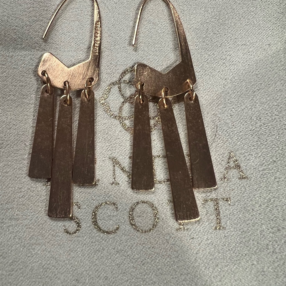 Kendra Scott Gold Geometric Earrings